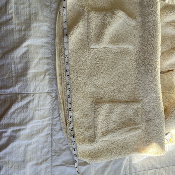 NWT Zella Ivory Cloud Faux Shearling Pullover Hoodie With Pockets, Large - Picture 15 of 16